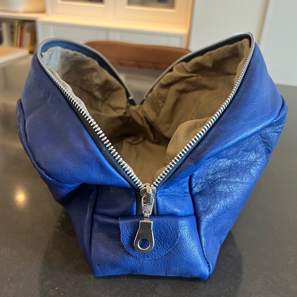 VINTAGE HAND MADE Nautical Studded Leather & Silk Toiletry Bag - Picture 7 of 11